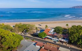 Witch's Rock Surf Camp Tamarindo 2*